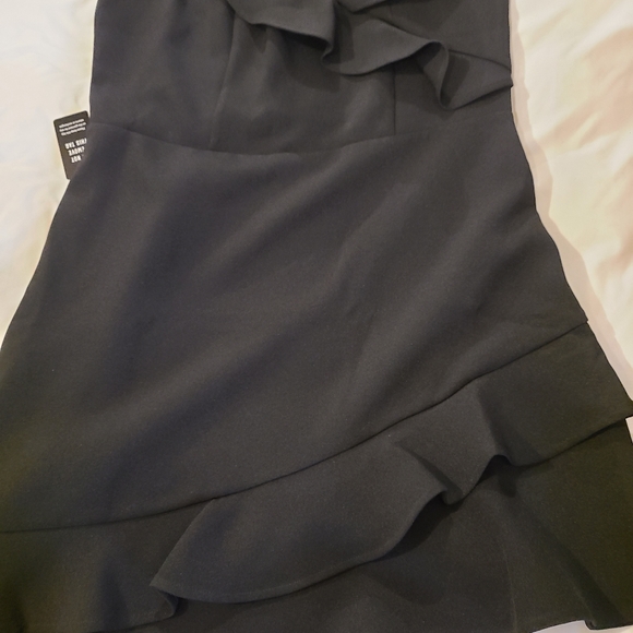 Express black dress size large - Picture 2 of 3